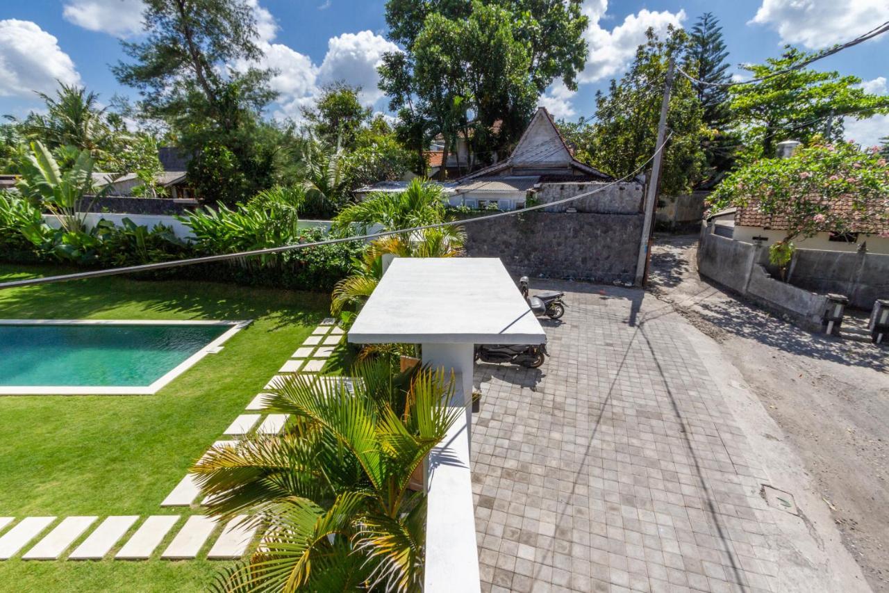 Alea Estate Villa Kerobokan  Exterior photo